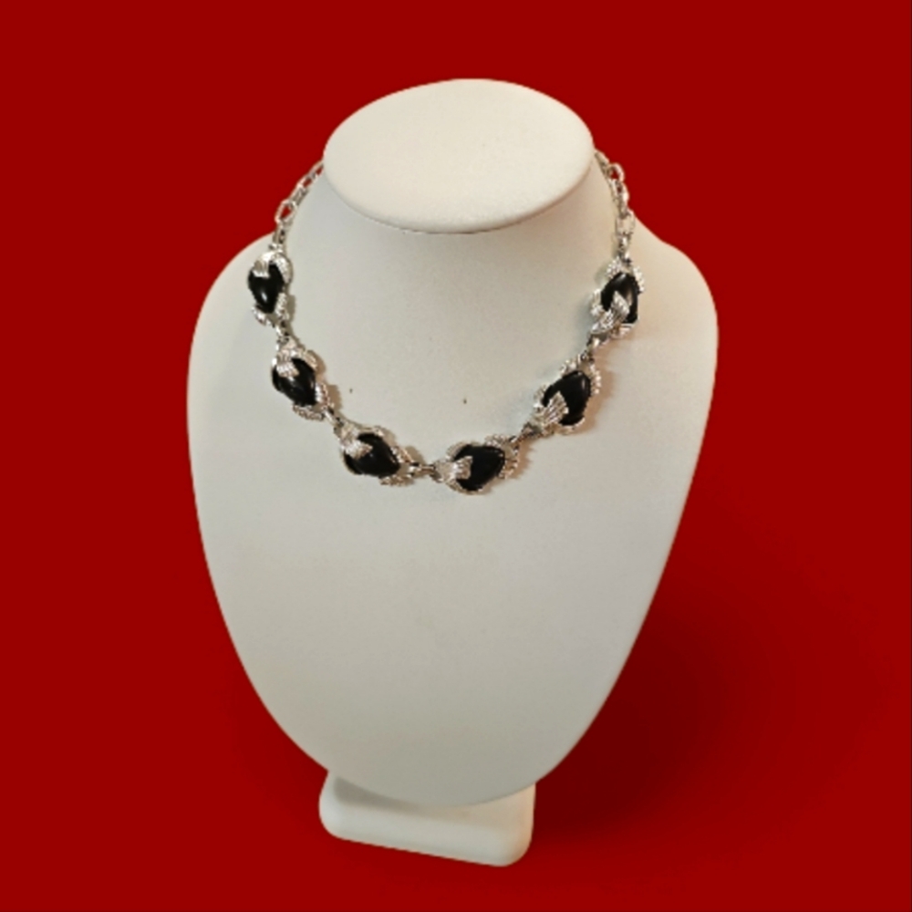 Vintage Signed EMMONS Silver Tone Black Lucite Choker Necklace.